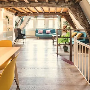  Appartement The Hendrik House In Old Town